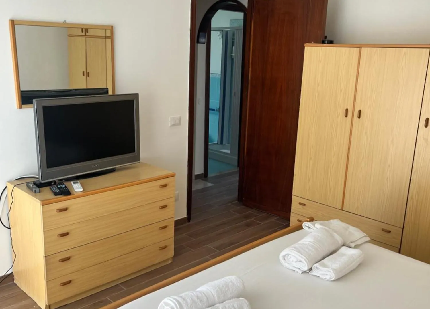 Villa Del Limone , Mondello Via Deucalione 18 ,Via Miseno 18 Palermo