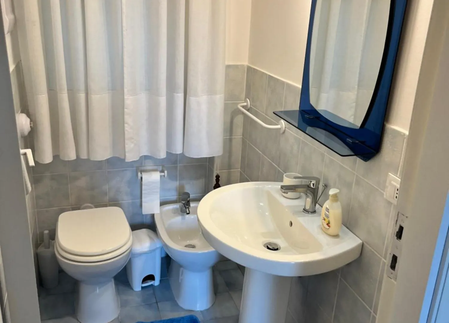 Villa Del Limone , Mondello Via Deucalione 18 ,Via Miseno 18 Palermo